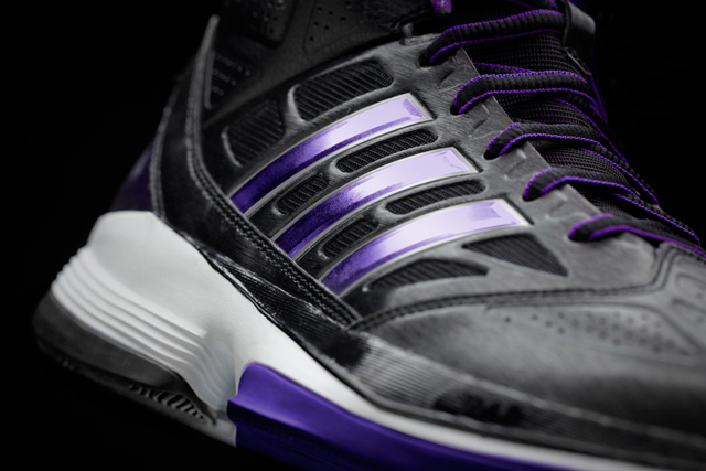 Adidas D Howard Light
