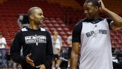 Tracy McGrady avec Tony Parker