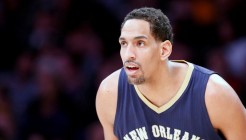141207_lakers_v_pelican_017