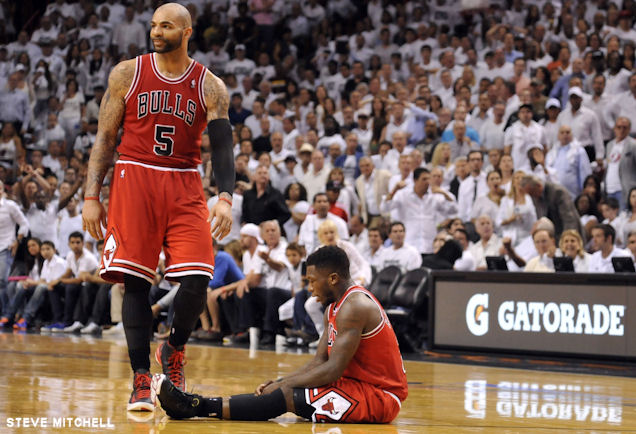 Nate Robinson et Carlos Boozer