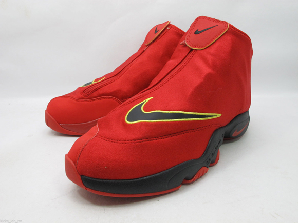 Nike-Zoom-The-Glove-Heat-Detailed-Look-1