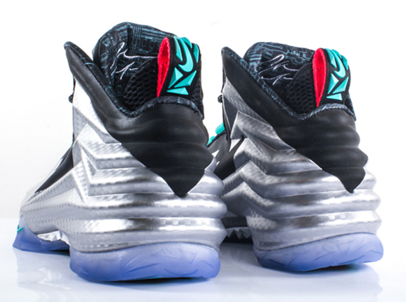 nike-chuck-posite-metallic-silver-release-date-04