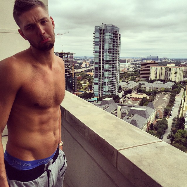 Chandler Parsons répond aux critiques de son coach en photo...