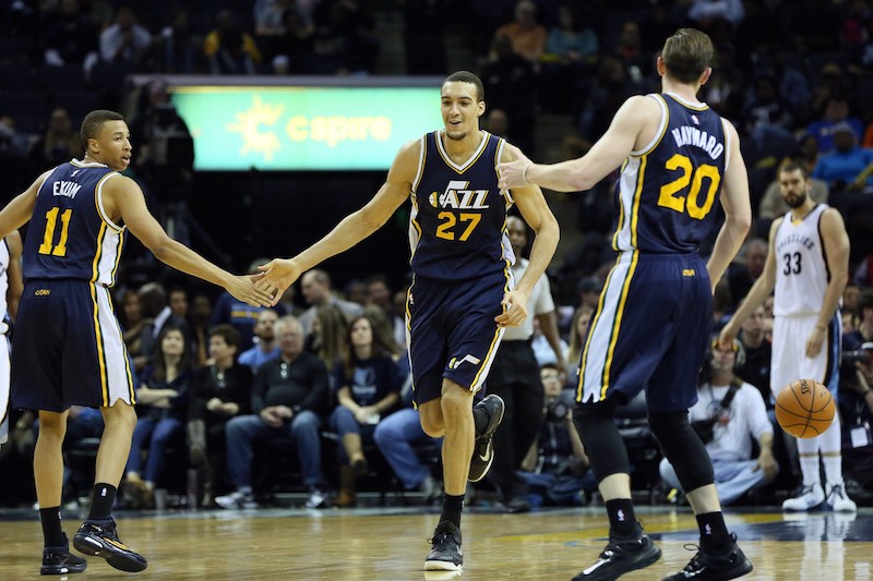 Rudy Gobert à neuf centimètres du cercle... sans sauter