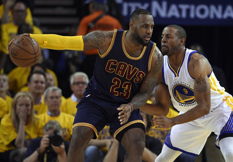 LeBron James impressionné par la bonne santé des Warriors