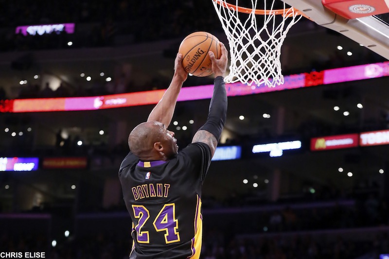 Kobe Bryant autorisé à dunker pour... le dernier match de la saison