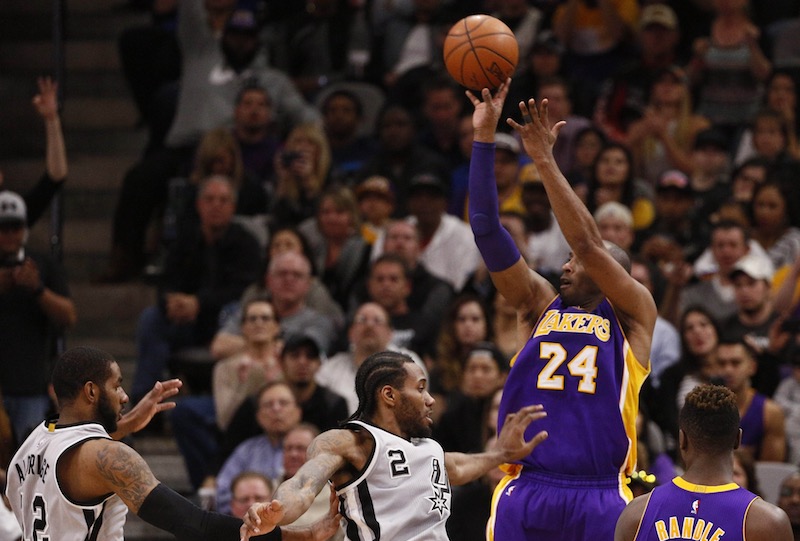 Kobe Bryant a fait souffrir les Spurs