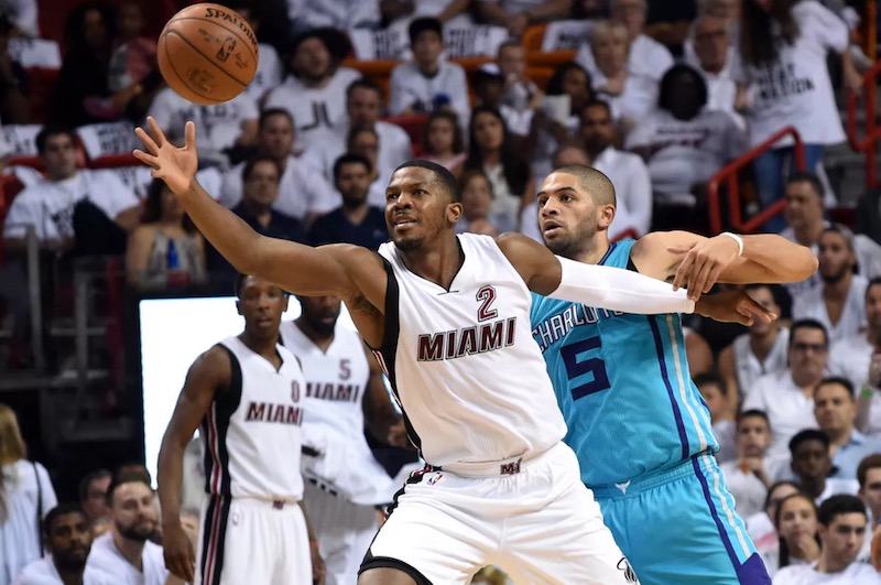Charlotte trahi par sa défense