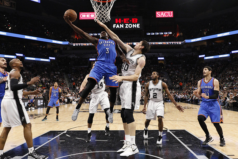 NBA: Oklahoma City Thunder at San Antonio Spurs