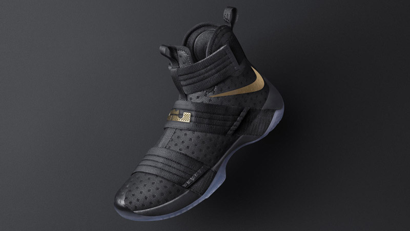 Playoffs_Lebron_Soldier10_Blk_1_hd_1600