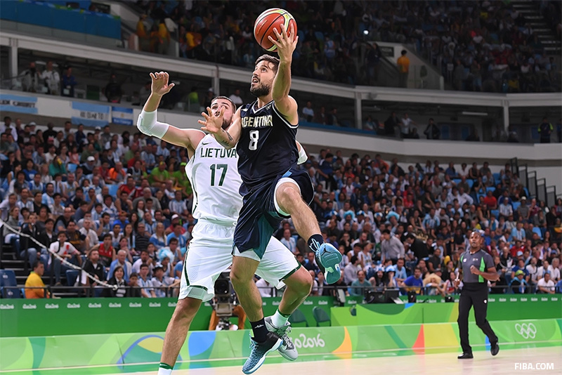 nicolas-laprovittola