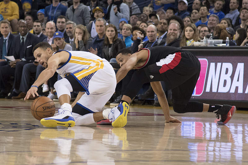 Nouvelle victoire à domicile des Warriors