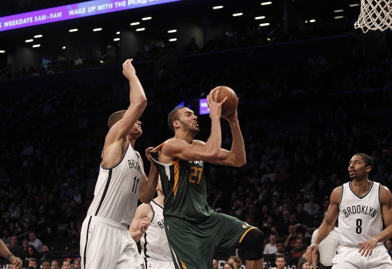 Avec un Gordon Hayward (30 points) des grands soirs, et le 20e double double d'affilée de Rudy Gobert (15 points, 16 rebonds), le Jazz a fait la différence dans l'ultime période