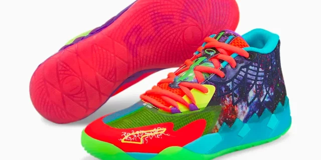 La MB.01 fait dans le bariolé