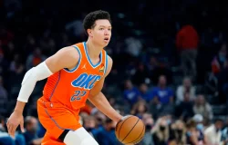 Isaiah Roby rebondit à San Antonio