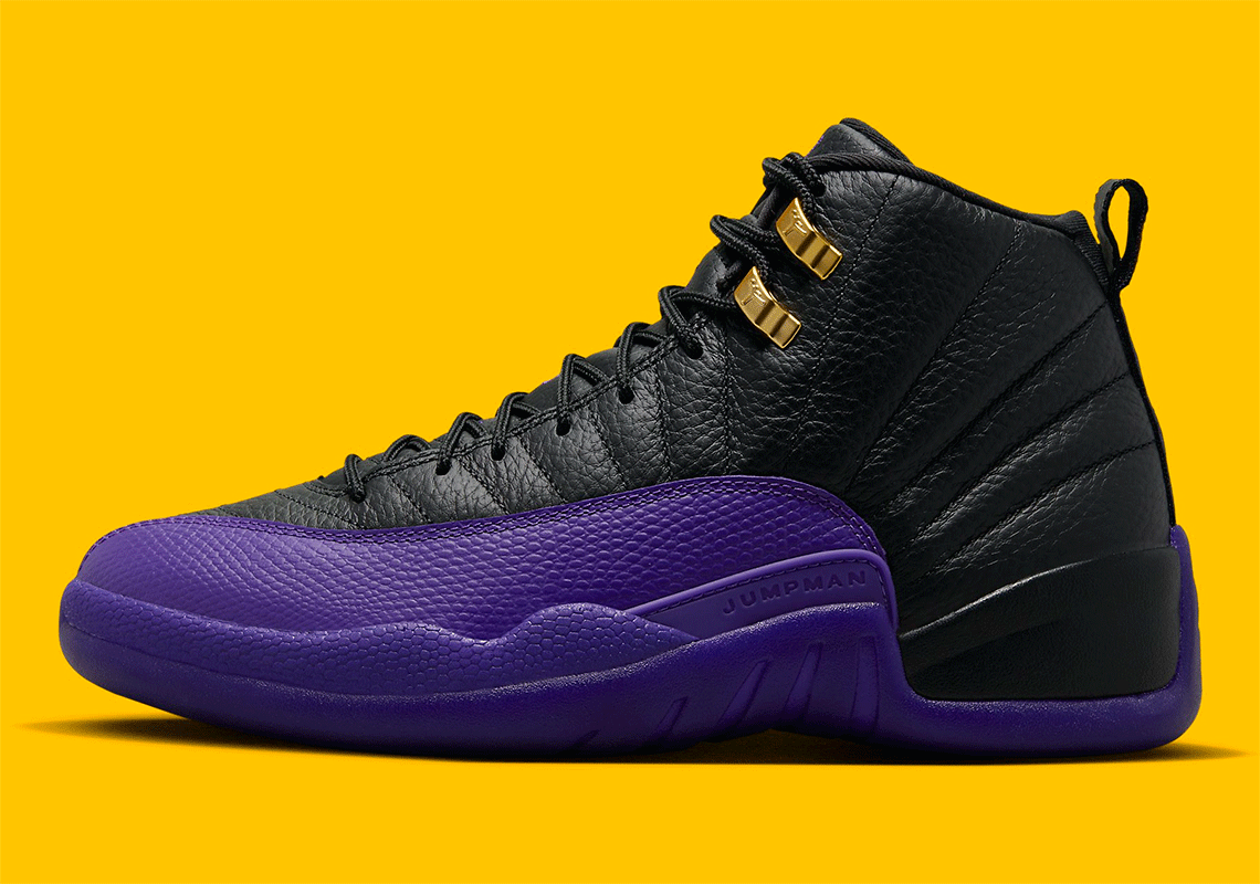 Air Jordan 12