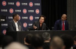 Le propriétaire des Pistons présente ses excuses aux fans et promet du changement