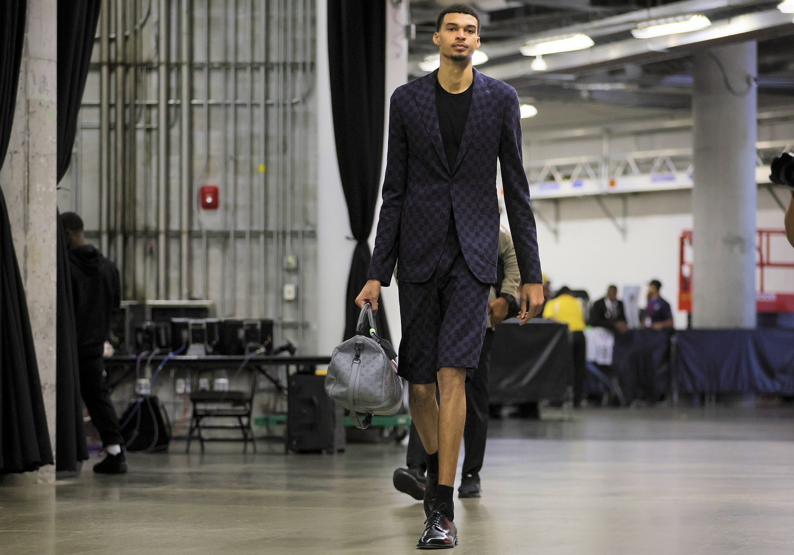 wembanyama louis vuitton