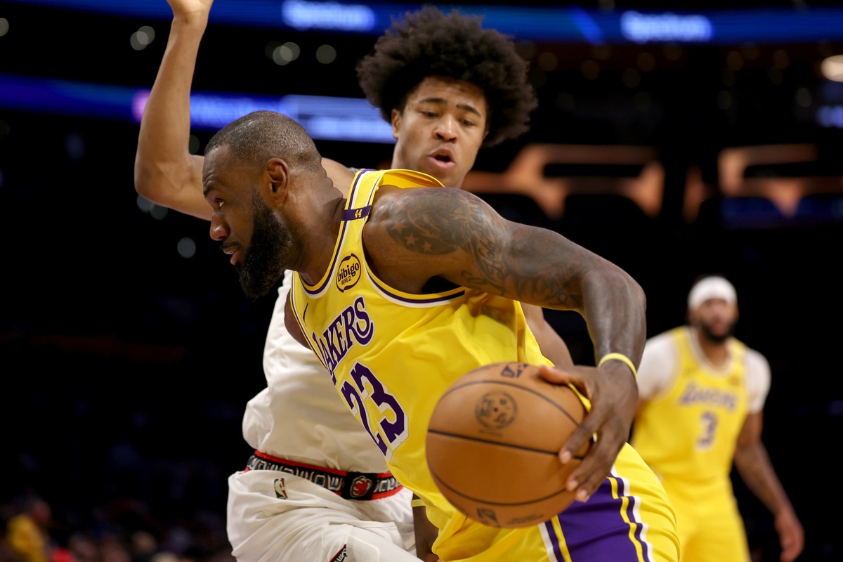 LeBron James face aux Grizzlies