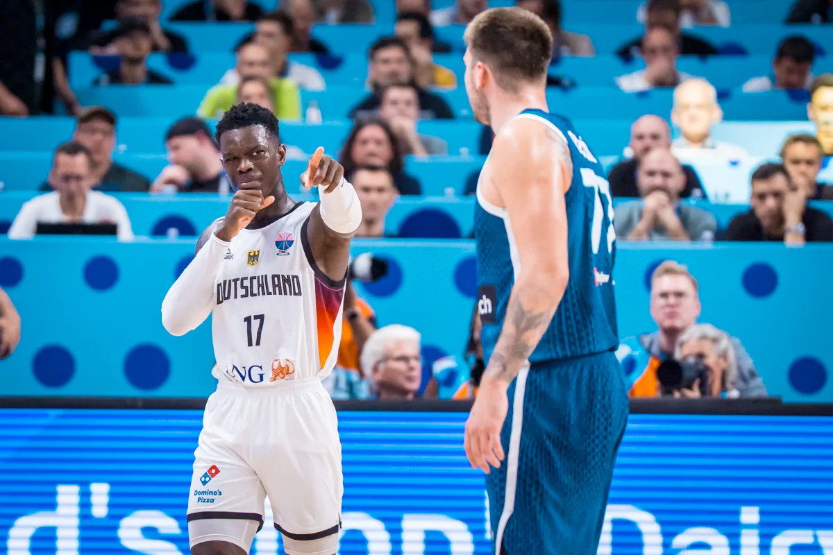 Dennis Schröder et l'Allemagne face à la Slovénie