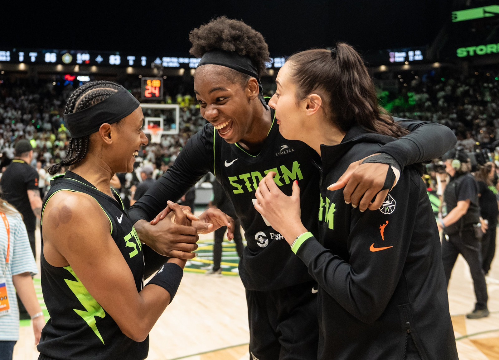 https://www.basketusa.com/app/uploads/2025/09/malonga-storm-1.jpg