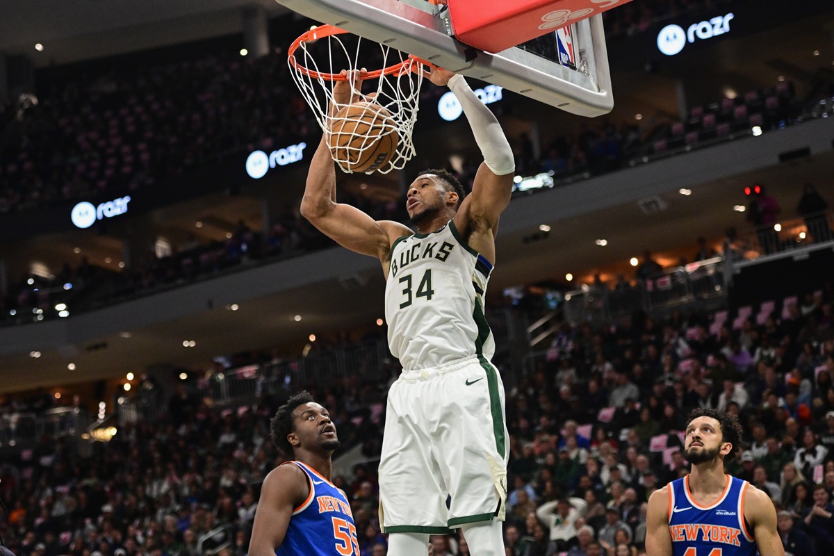 Giannis Antetokounmpo (Bucks) contre les Knicks