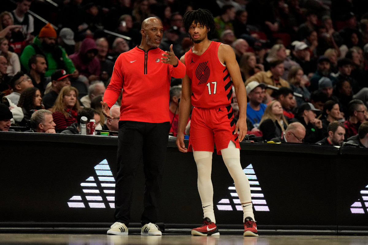 Chauncey Billups et Shaedon Sharpe