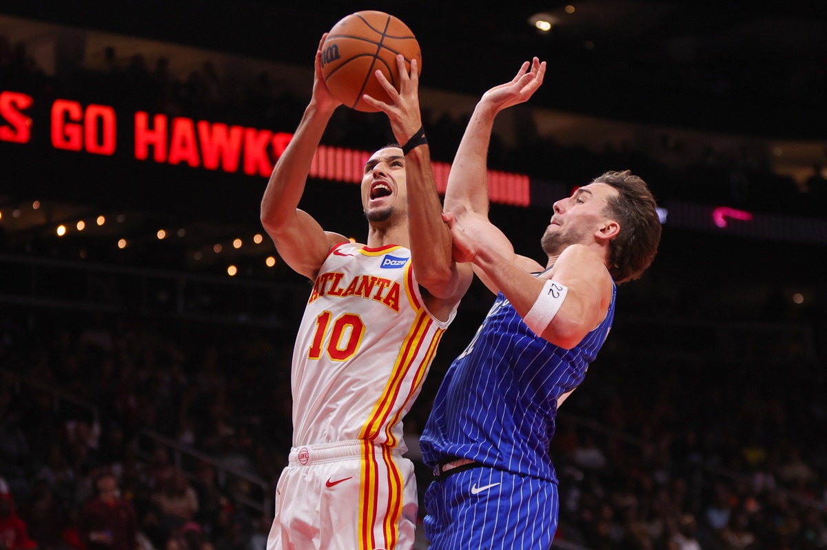 Zaccharie RIsacher (Hawks) contre le Magic
