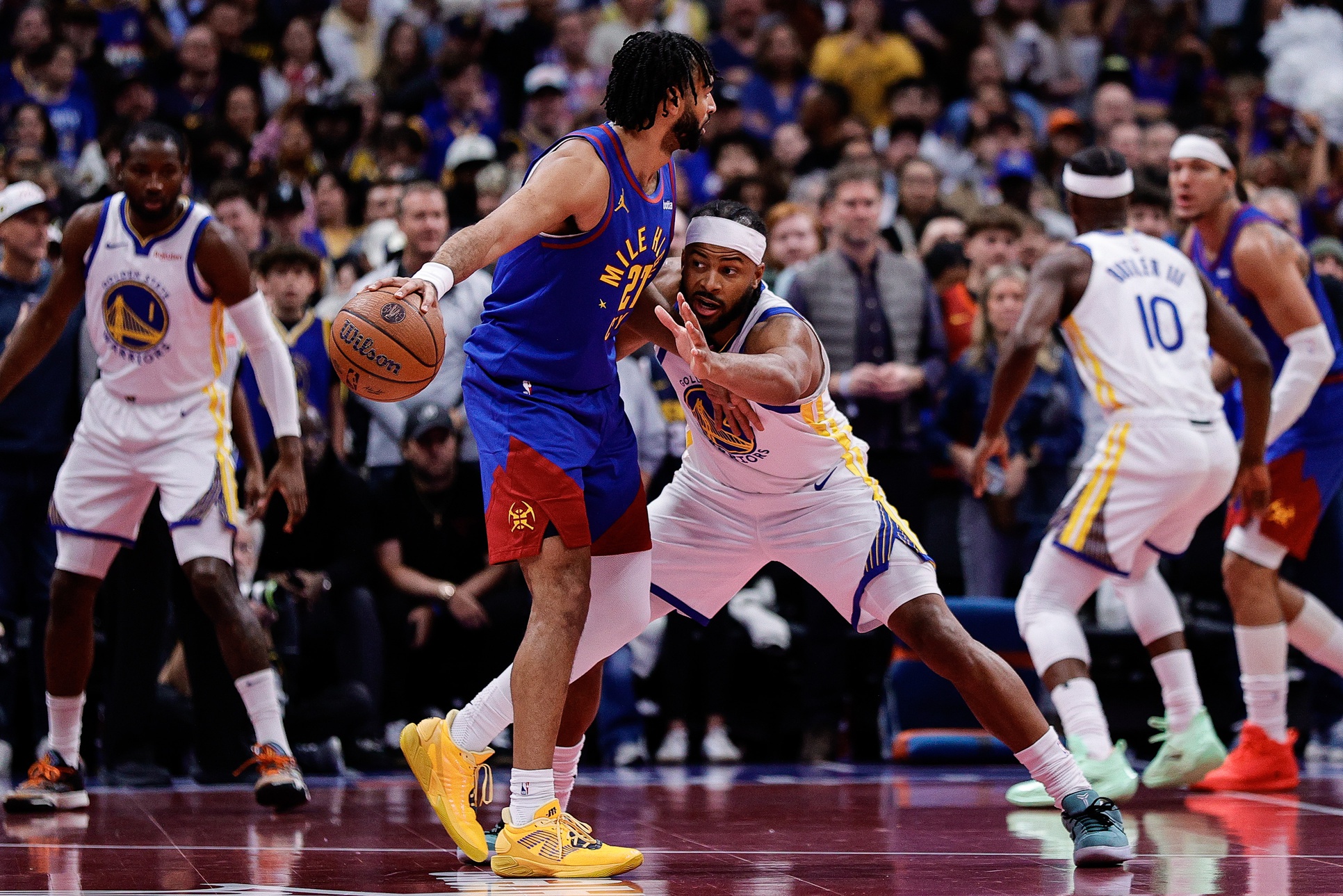 Les Nuggets face aux Warriors