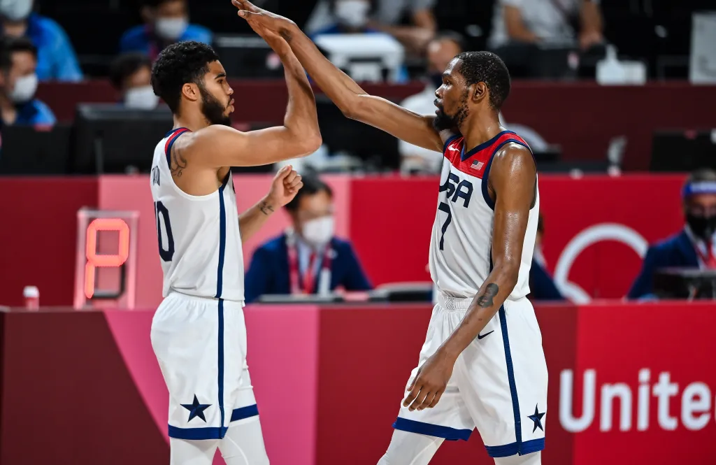 Kevin Durant et Jayson Tatum