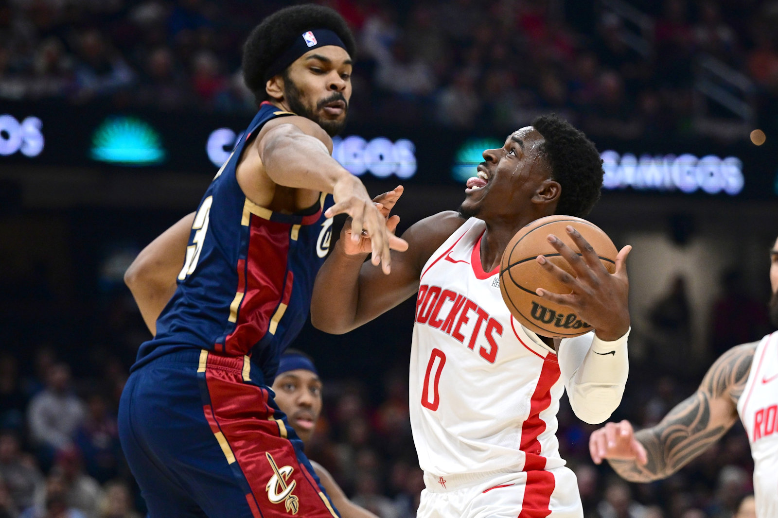 aaron holiday rockets cavaliers