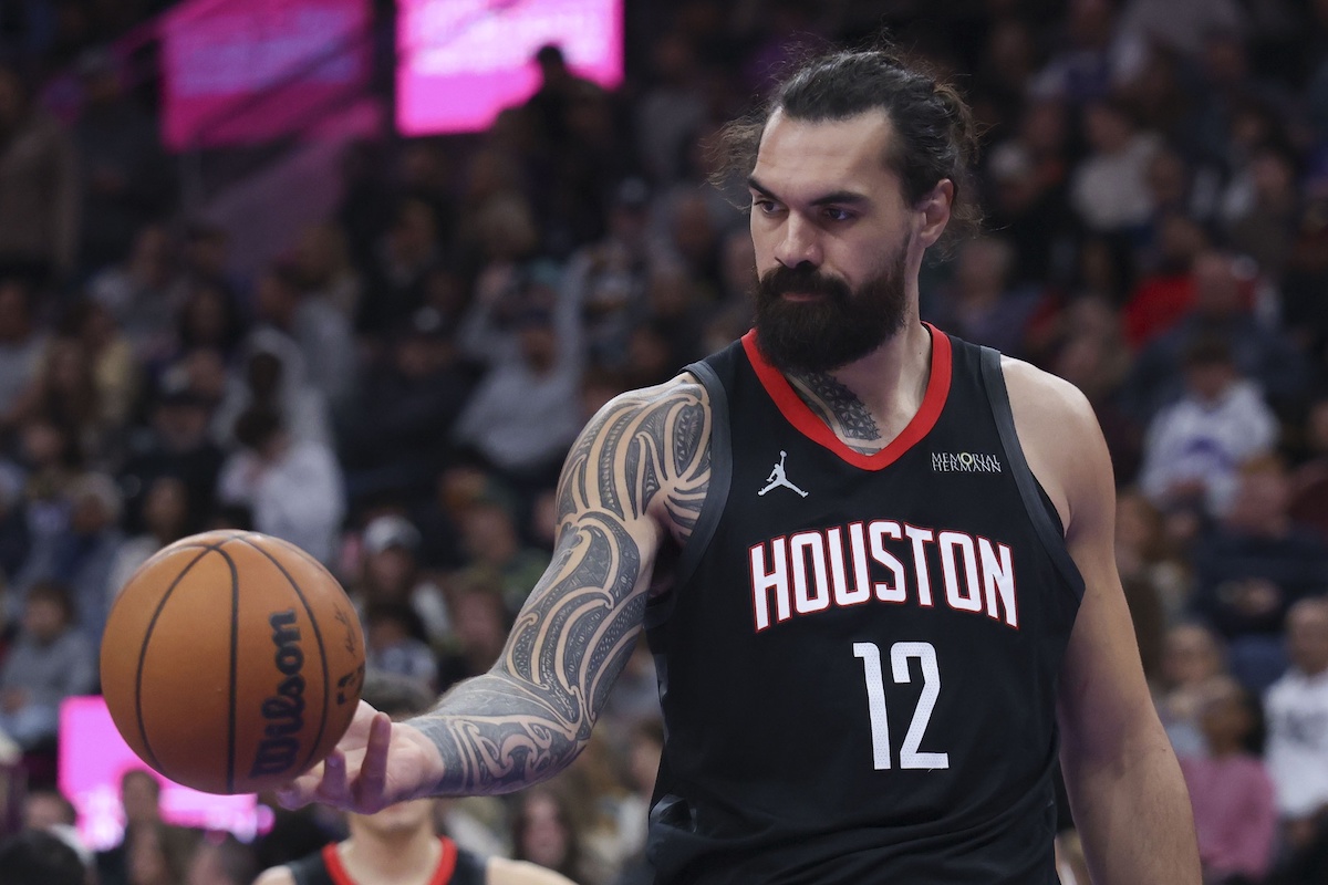 Steven Adams