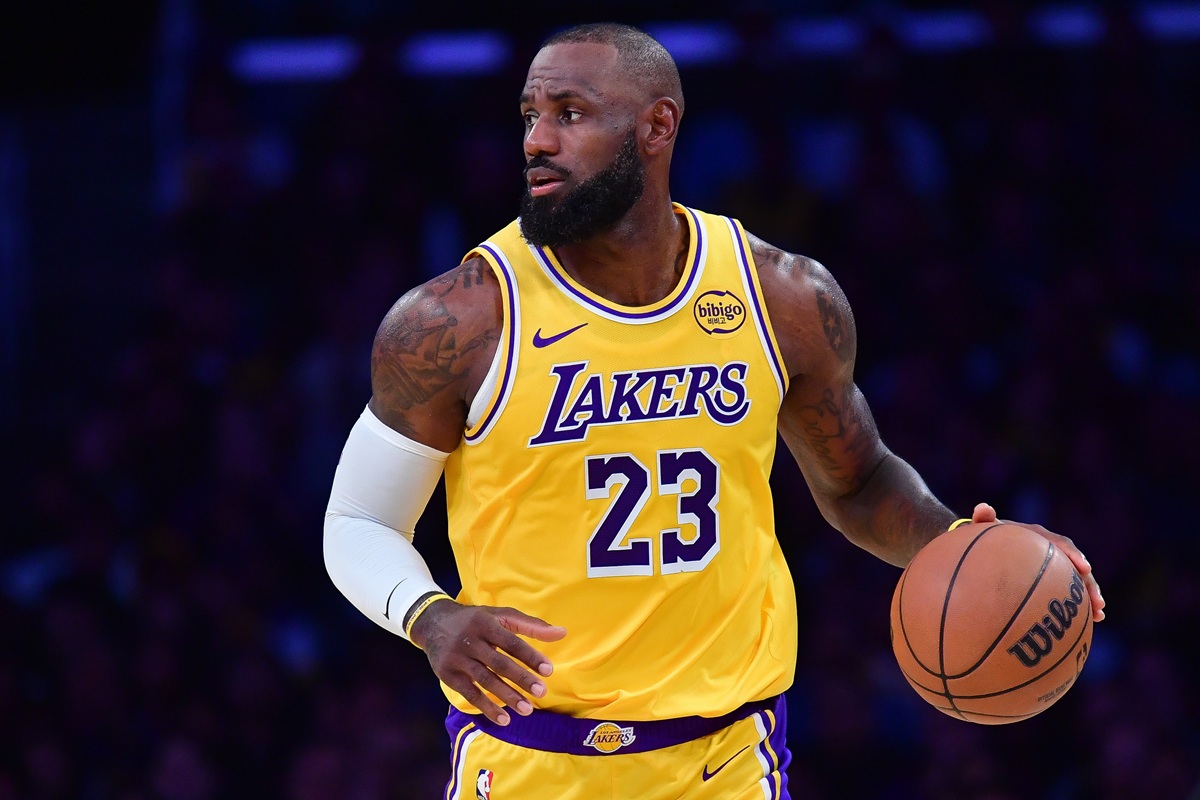 LeBron James (Lakers) contre les Suns