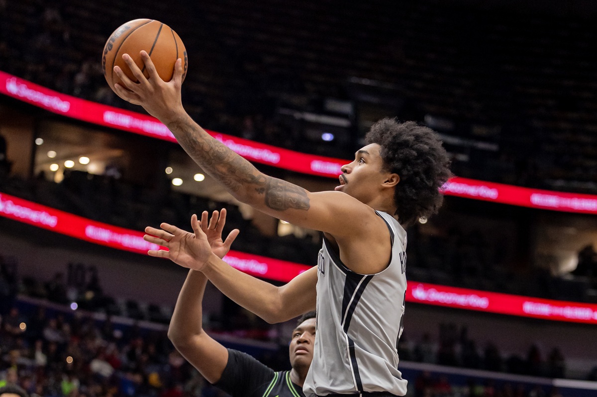 Dylan Harper (Spurs) contre les Pelicans