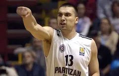 Nikola Vucevic se souvient du joueur Dejan Milojevic