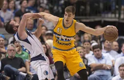 Les Nuggets gâchent la journée Tony Romo des Mavs