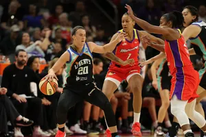 Sabrina Ionescu martyrise le Mercury