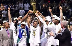 Les GMs de la NBA pronostiquent un doublé des Spurs et un 5e trophée de MVP pour LeBron James