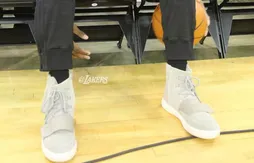 Nick Young a porté les chaussures de Kanye West pour être heureux dans la défaite