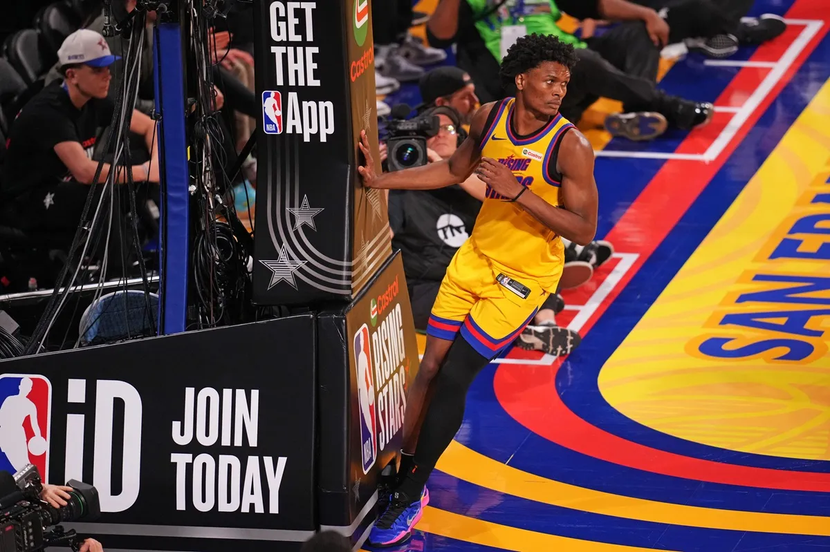 Amen Thompson durant le Rising Stars du All-Star Weekend 2025