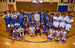 Adidas accompagne Derrick Rose à la Simeon Career Academy