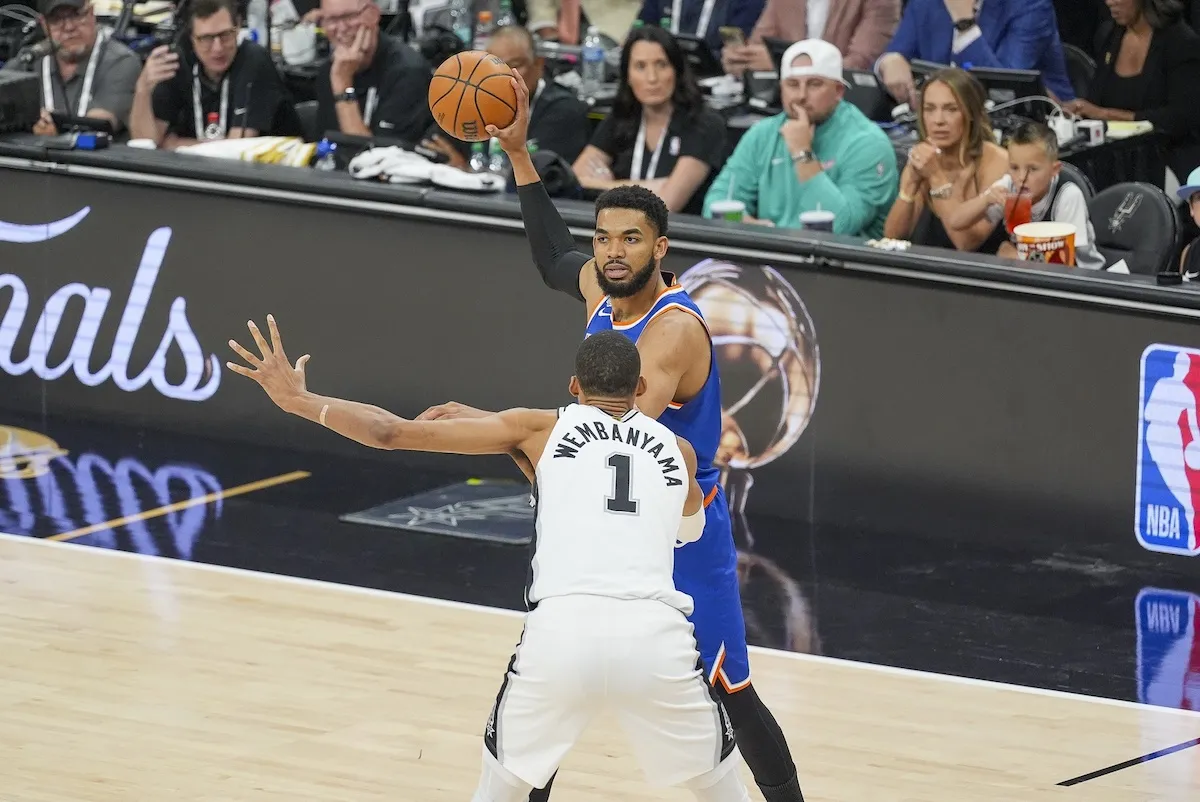 Les Knicks font tout pour écarter Victor Wembanyama de la raquette