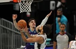 Victorieux à Charlotte, les Spurs restent invaincus face aux équipes de l’Est