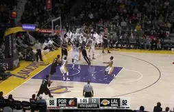 [replay] Damian Lillard posterize la raquette des Lakers