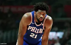 Gêné par son genou, Joel Embiid assure faire confiance au “Process”