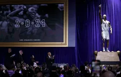 Les Lakers dévoilent la première des trois (!) statues de Kobe Bryant