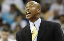 Byron Scott s’attend à une saison difficile pour ses Lakers