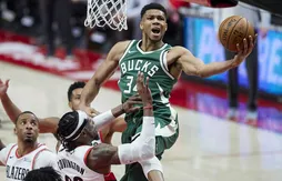 Avec un immense Giannis Antetokounmpo, les Bucks déroulent face aux Blazers