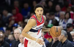 Les Bucks relancent Ryan Rollins