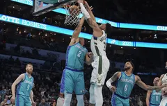 Les Bucks sortent du bois